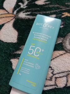 Dot & Key Blueberry Sunscreen SPF 50