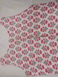 Charming Pink Floral Print Sleeveless Kurta