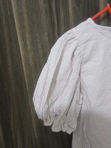 Chic Puff Sleeve Checked Top