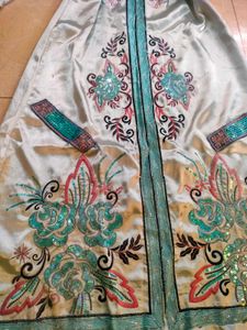 arabic long embroidery dress ☄️🪞🛸🧁🥂