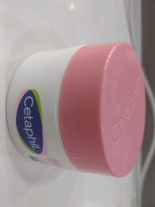 Cetaphil Moisturizing Cream Jar