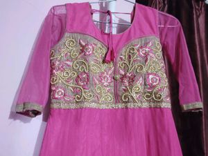 Stylish Pink Kurta Set