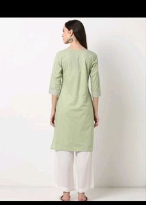 Avasa Green Printed Kurti - Size S