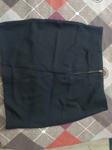 Chic Black Mini Skirt