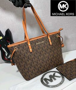 MICHAEL KORS* *JET SET TRAVEL MONOGRAM LOGO TOTE