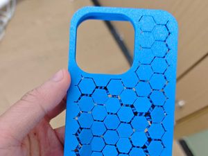 iPhone 16 Pro Lamellar Phone Case