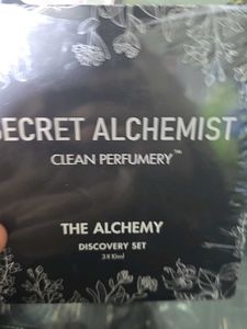 Secret Alchemist perfume set