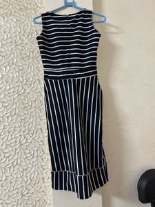 Chic Striped Sleeveless Dress