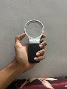 Magnifying Glass with Light