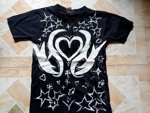 Unique Black Graphic T-Shirt