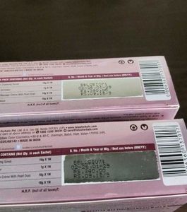 Lotus Herbals Radiant Pearl Facial Kit 2 Pieces