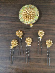 Elegant Gold-Tone Hair Accessory Set
