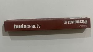 Huda Beauty Lip Contour Stain