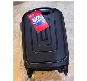 New American Tourister Carry-On(with Box)