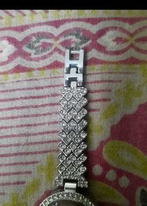 Sparkling Rhinestone Bracelet Watch