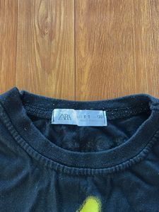 Zara Graphic Print T-Shirt