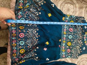 New party Embroidered suit for 5-7 years gir