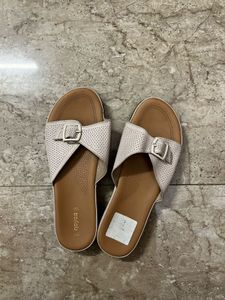 Stylish Perforated Buckle Slip-On Sandals