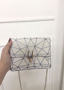 Shein White Geometric Print Chain Bag