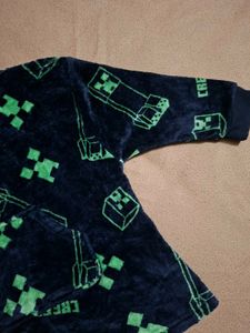 Cozy Minecraft Creeper Hoodie Blanket
