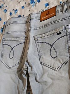 Light Wash Denim Jeans