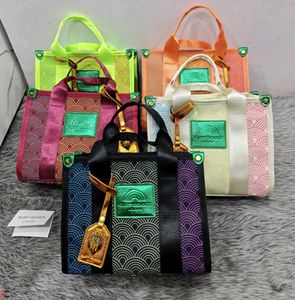 KURT GEIGER LONDON* ( NO BOX) *SOUTHBANK TOTE CROS