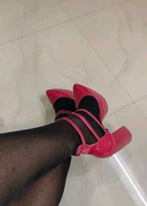block high heel shoe