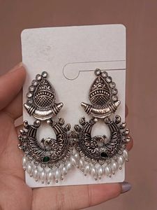 Silver Oxidized Peacock Earrings🩶