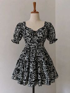 Chic Black & White Print Mini Dress