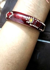 Elegant Red &amp; Crystal Bangle