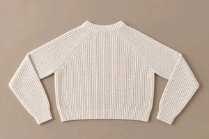CREAM RIBBED TEXTURED CREW NECK SWEATER