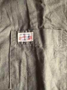 Men's Solid Color Button-Down Shirt