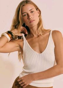 Ribbed V-Neck Sleeveless Top