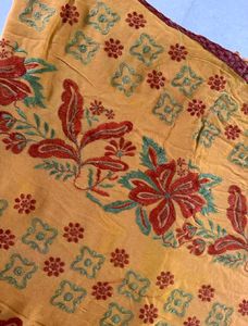 Floral Embroidered Ombre Saree With Blouse