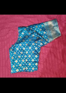 Zari Silk Saree With Blouse