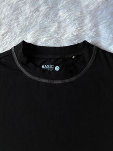 Rio Black Cropped T-Shirt