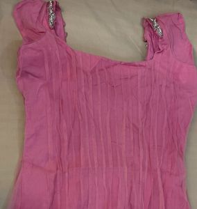 Pink Kurta Set with Neckline and dupatta