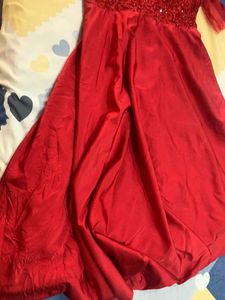 beautiful red beaded gown🎀❤️