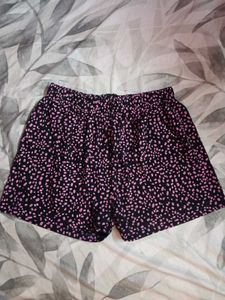 Floral Print Lounge Shorts 🖤