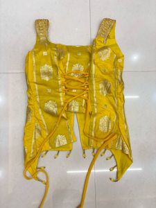 Padded Yellow Embroidered corset top bottom with D
