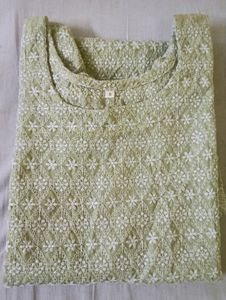 Beautiful Chikankari Kurti