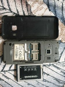 Samsung C3322 Feature Phone - Collectable!