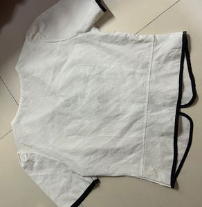 Chic White &amp; Black Trimmed Blouse
