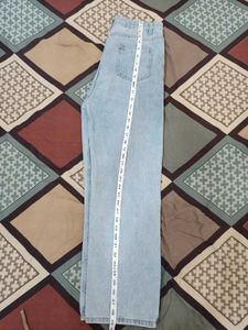 Urbanic Light Wash Jean