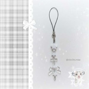 ‧˚꒰💬꒱ Matching couple phone charm ˚. ᵎᵎ