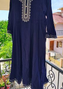 Elegant Navy Blue Embroidered Kurta