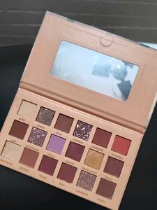 Nude Eyeshadow Palette