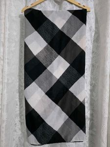 Stylish Buffalo Plaid Dupatta