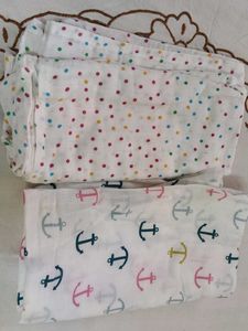 2 baby Swaddles/ muslin wrap for babies