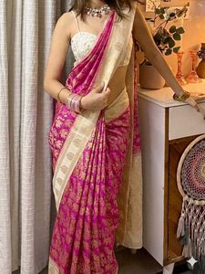 🌟Sale 💰 Elegant Pink  Saree 💗